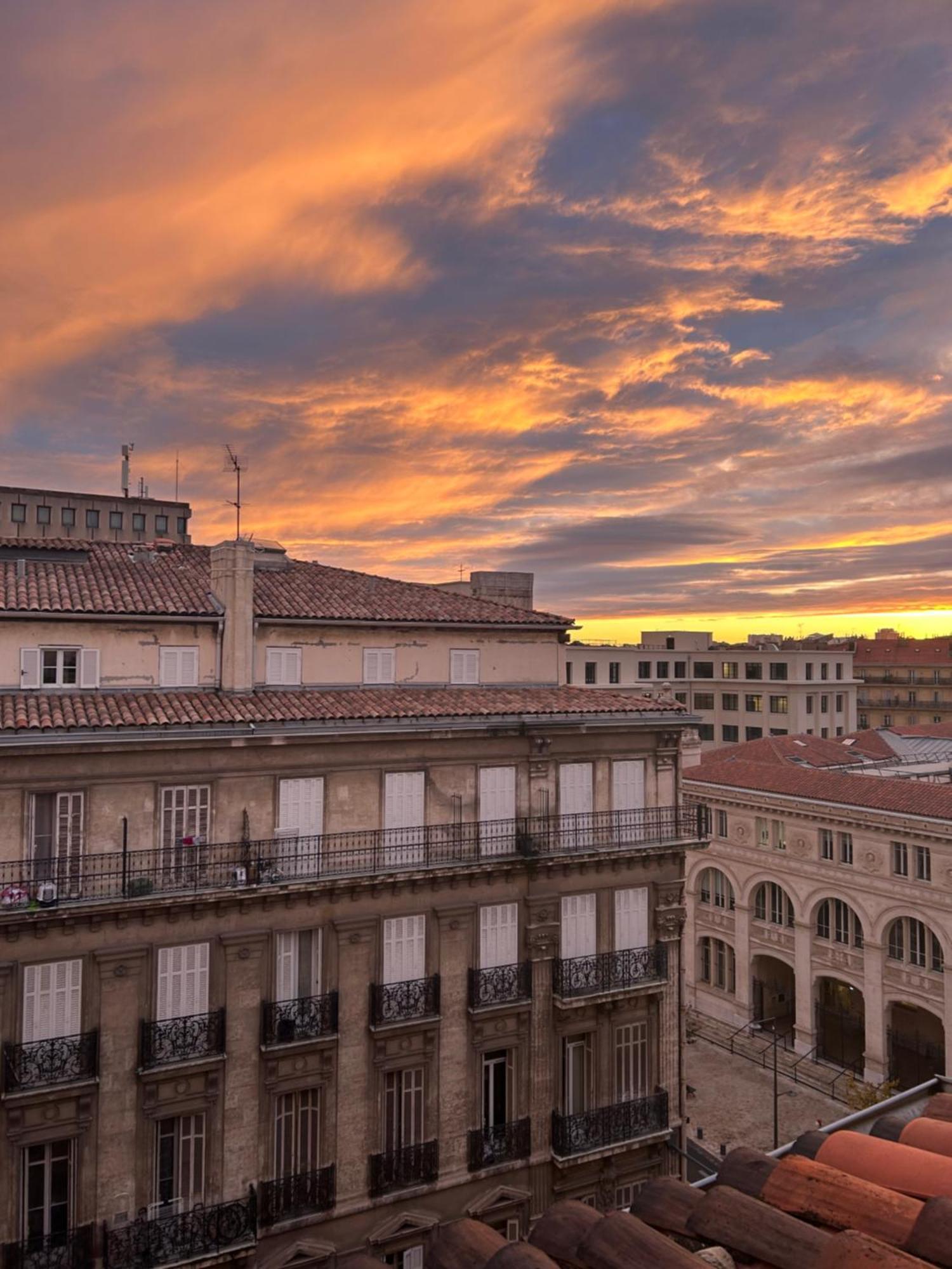 Mai Homes - Le Colbert Marseille Exteriör bild